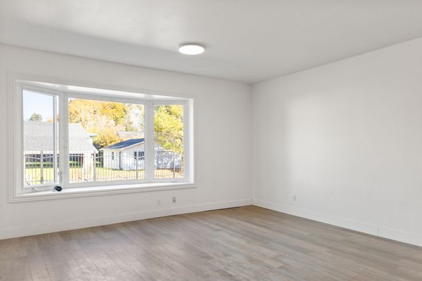 For Lease - 21 Meade Street Unit# 1, Brighton, Ontario - Photo 1