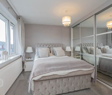 Gainsborough Avenue - Photo 3