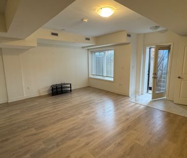 For Lease - 56 Elizabeth Street Unit# 1103, Richmond Hill, Ontario - Photo 3
