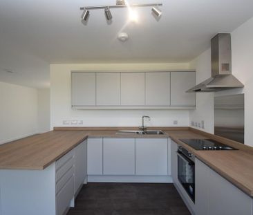 2 bedroom maisonette to rent - Photo 6