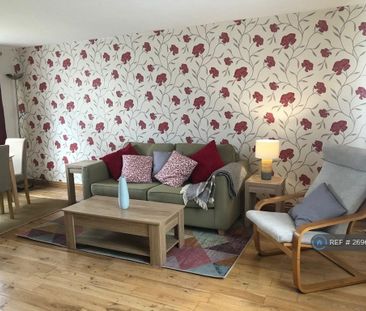 3 bedroom semi-detached house to rent - Photo 1