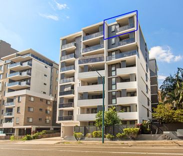 STYLISH TOP FLOOR UNIT - Photo 1