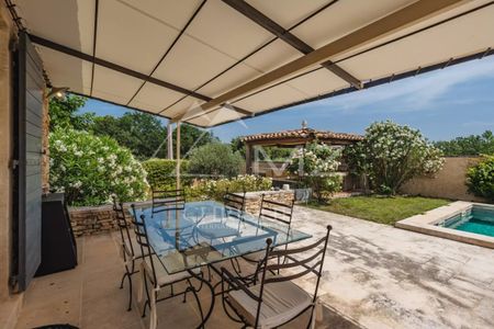 Luberon - Belle maison de vacances avec piscine chauffée - Photo 3