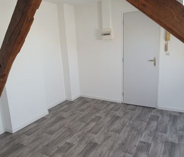Location Appartement 1 pièce 16m² ST OMER 62500 - Photo 4
