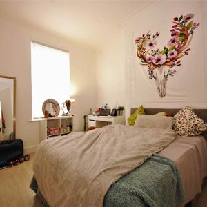 3 bedroom house share to rent - Photo 2