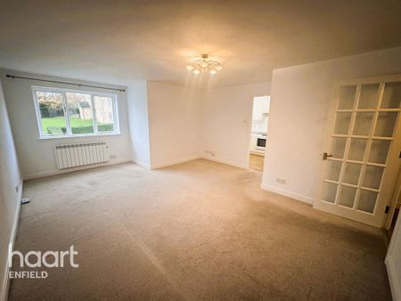 2 bedroom flat to rent - Photo 2