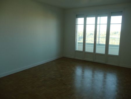 Location Appartement 3 pièces 65m² - Photo 2