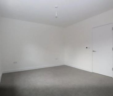 3 bedroom detached house to rent - Photo 3