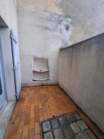 Location Appartement 2 pièces 50 210m² MONT DE MARSAN 40000 - Photo 5