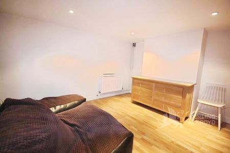 3 bedroom terraced house to rent - Photo 2