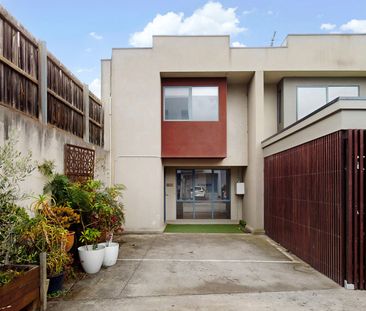 10 Berg Place, Coburg VIC 3058 - Photo 6