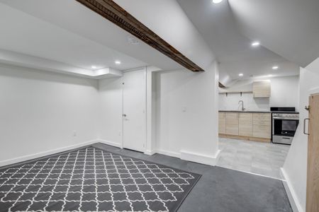 For Lease - 125 Glenholme Avenue Unit# (Lower), Toronto, Ontario - Photo 4