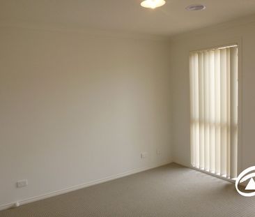 4/12 McClenaghan Place, 3810, Pakenham Vic - Photo 3