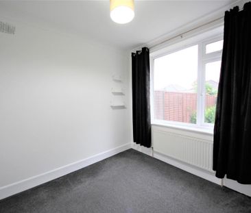 2 bedroom bungalow to rent - Photo 3