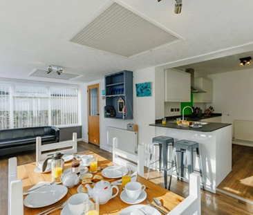 2 bedroom bungalow to rent - Photo 1
