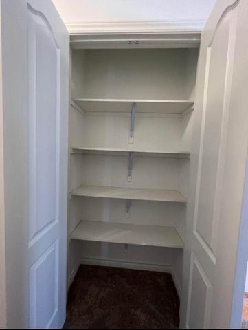 For Lease - 10 Waterville Way, Caledon, Ontario - Photo 2