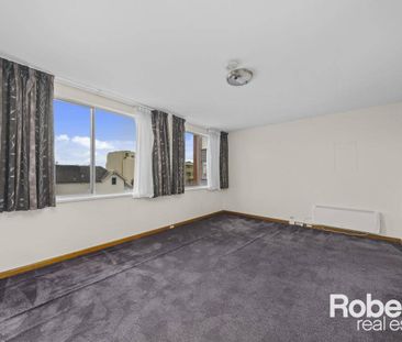 Picture Perfect Location! - Photo 2