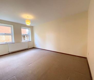 2 bedroom maisonette to rent - Photo 1