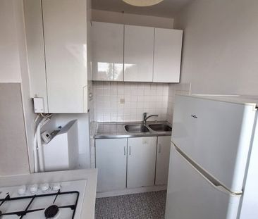 Studio avec balcon - Photo 3