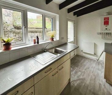 Jubilee Road, Six Bells, Abertillery, NP13 - Photo 6