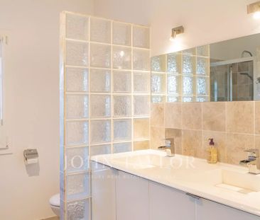 Maison à louer Mougins, Cote d'Azur, France6 500 EUR / Mois - Photo 3