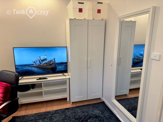 Glen Waverley - Photo 1