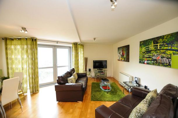 2 bedroom serviced apartment to rent - Photo 1