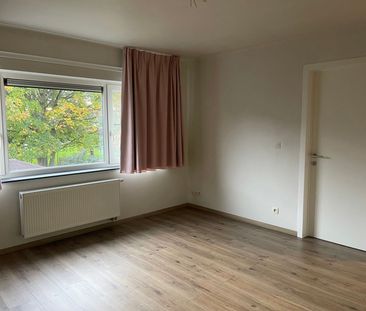 Moderne halfopen bebouwing met 3 slpks en tuin in Moerzeke - Foto 3