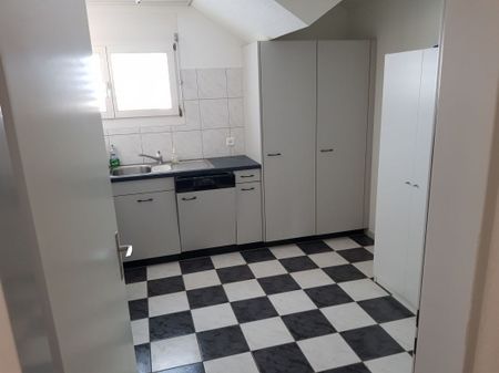 Charmante 3.5-Zimmerwohnung mit Weitsicht - Foto 3