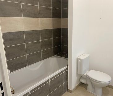 Location Appartement 2 pièces 48m² MONTREVEL EN BRESSE 01340 - Photo 6