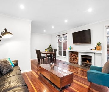 Charming Family Home in Prime Location - 56 Wilga Street, Mount Wav... - Photo 2