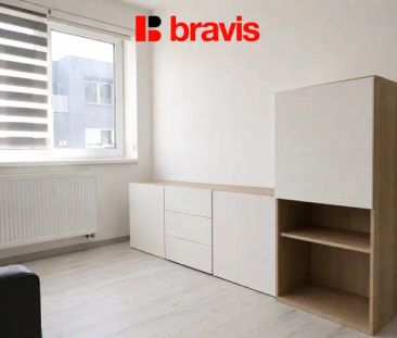 Pronájem bytu 2+kk, Modřice, ul. Bobravská, zahrada, parkovací stán... - Photo 1