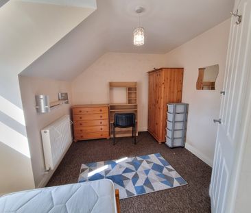 5 Bed Student Accommodation - Photo 4