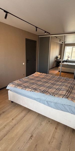Oferim spre inchiriere garsoniera - Fotografie 1