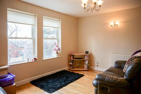 Flat 13, 10 Broomfield Cres, Headingley, Leeds, LS6 3DD - Photo 3