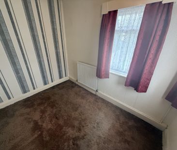 Easterly Crescent, Leeds, LS8 - Photo 3