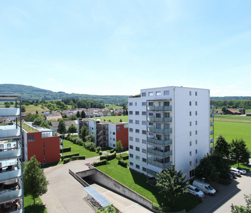 Attraktive 2.5-Zimmerwohnung mit grossem Balkon - Foto 3