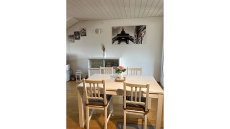 2½ Zimmer-Dachwohnung in Bern - Bümpliz, möbliert, auf Zeit - Photo 3