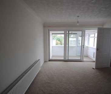 2 bedroom bungalow to rent - Photo 1
