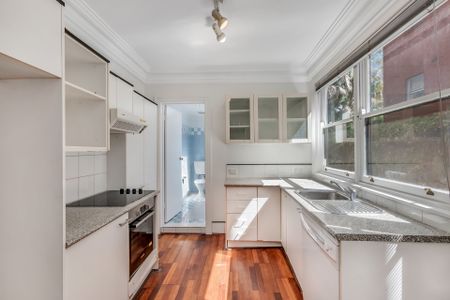 2 Hegarty Street, Glebe. - Photo 4