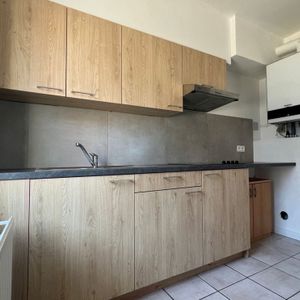 Appartement te huur in Diest voor € 800 met 2 slaapkamers - Photo 2