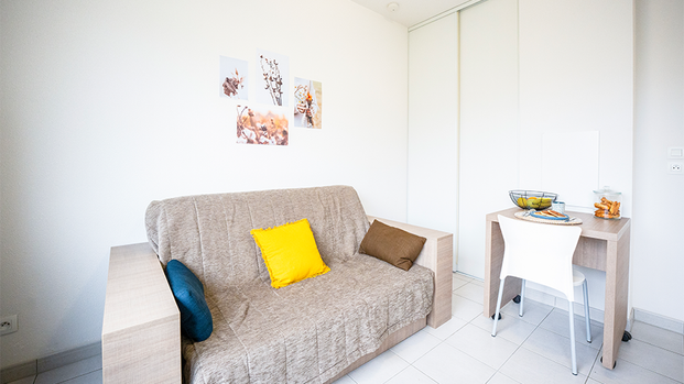 ST 18m² rdc cour - Photo 1