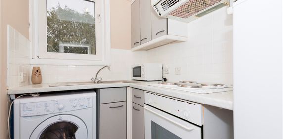 1 Bed Flat, Hardgate, AB11 - Photo 2