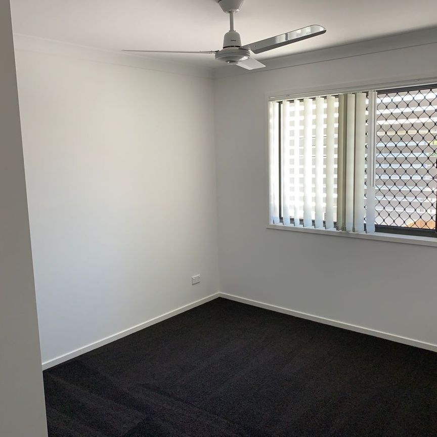 MODERN COMFORTABLE TOWN HOUSE AVAILABLE 28/09/2026 - Photo 1