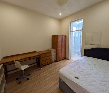 6 bedroom terraced house to rent - Photo 6