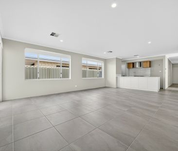 Modern, New & Minutes from the Beach. - Photo 4