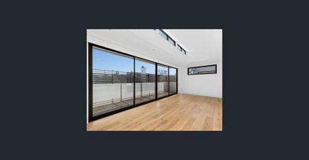 Bright Home In The Heart Of Hampton - Photo 4