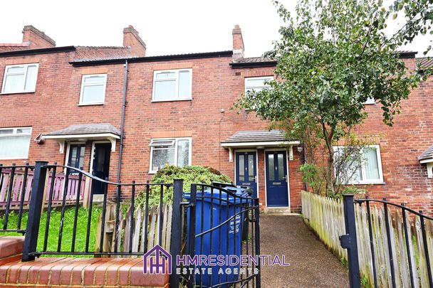 Billbrough Gardens, Benwell - Photo 1