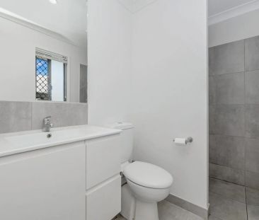 Just Like New - Photo 2