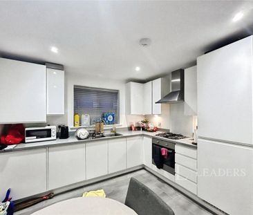 2 bedroom semi-detached house to rent - Photo 2